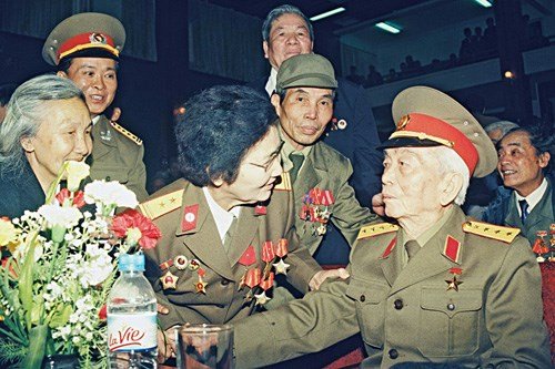 TÌM LỐI RA ÔN HÒA KHI HỘI DOANH NHÂN CCB CẤP TỈNH SÁP NHẬP: TRÁNH “TRANH GHẾ”, GIỮ TÌNH ĐỒNG ĐỘI