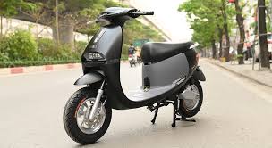 Khi “chuyển đổi xanh” trở thành khẩu hiệu: Đọc thông tin Grab – Yadea và khoảng cách giữa thông cáo doanh nghiệp với đời sống