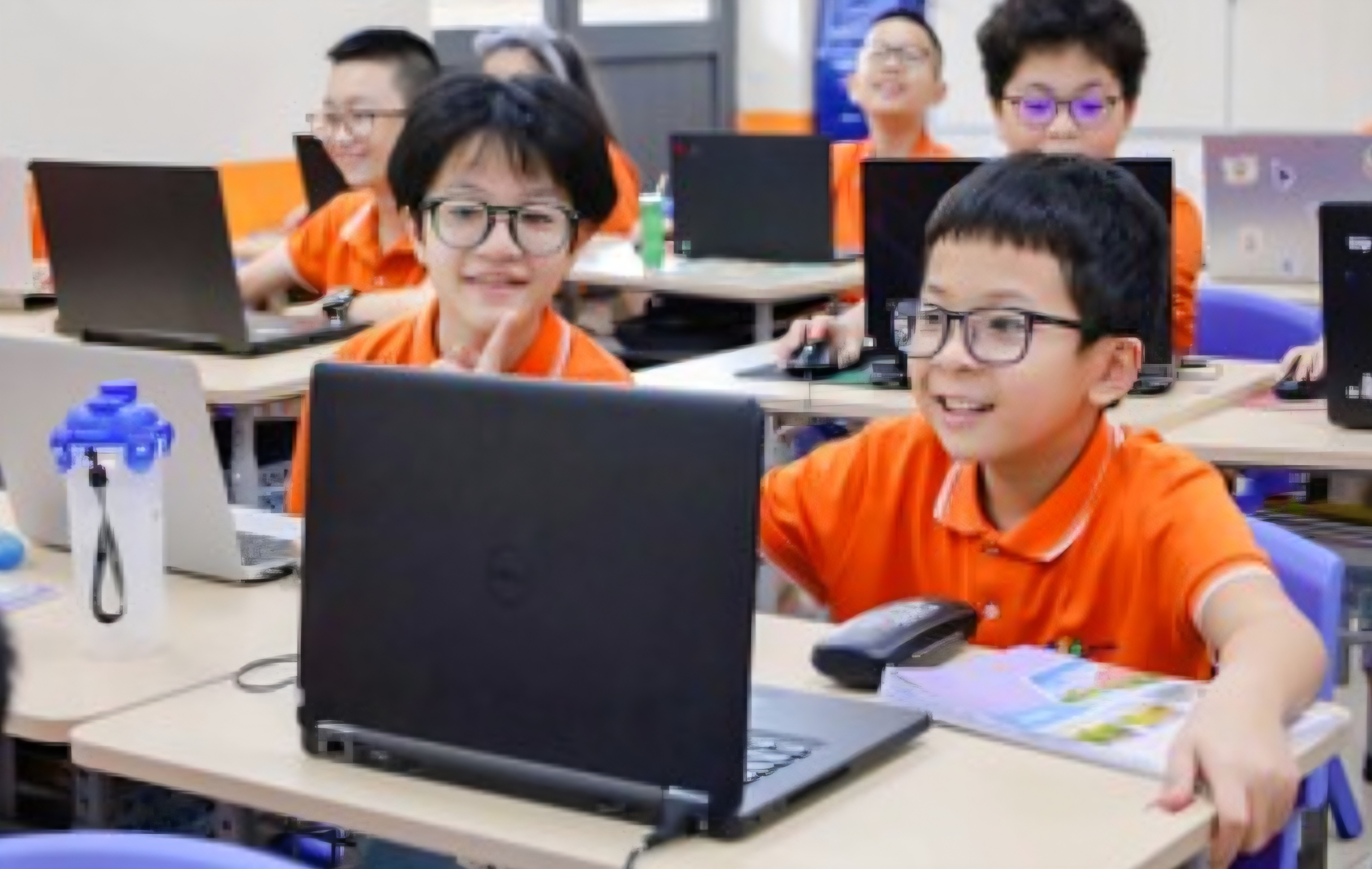 Đưa AI vào trường học: Cơ hội công nghệ và bài toán quản trị giáo dục (BÀI 1)