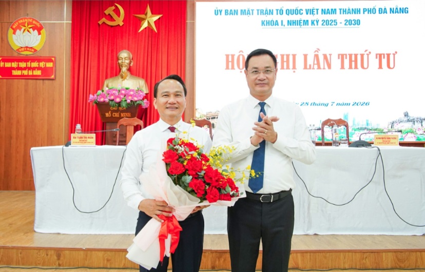 Ông Nguyễn Đình Vĩnh giữ chức Chủ tịch Ủy ban MTTQ Việt Nam thành phố khóa I, nhiệm kỳ 2025-2030