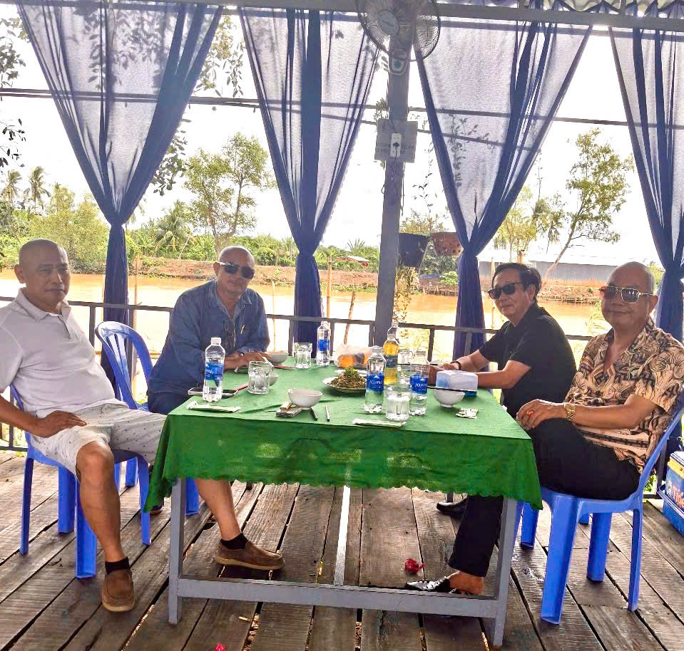 HÀNH TRÌNH VỀ ĐẤT PHƯƠNG NAM: VIẾNG CHA DIỆP, THĂM NHÀ CÔNG TỬ BẠC LIÊU VÀ KHÁM PHÁ ĐẶC SẢN CÀ MAU