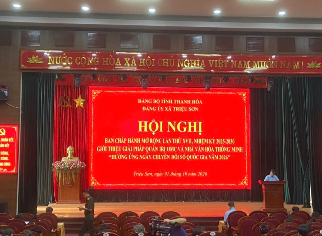  TRIỆU SƠN PHỐI HỢP VỚI VIỆN CHUYỂN ĐỔI SỐ AVG ĐƯA GIẢI PHÁP CHUYỂN ĐỔI SỐ VÀO CÔNG TÁC ĐIỀU HÀNH