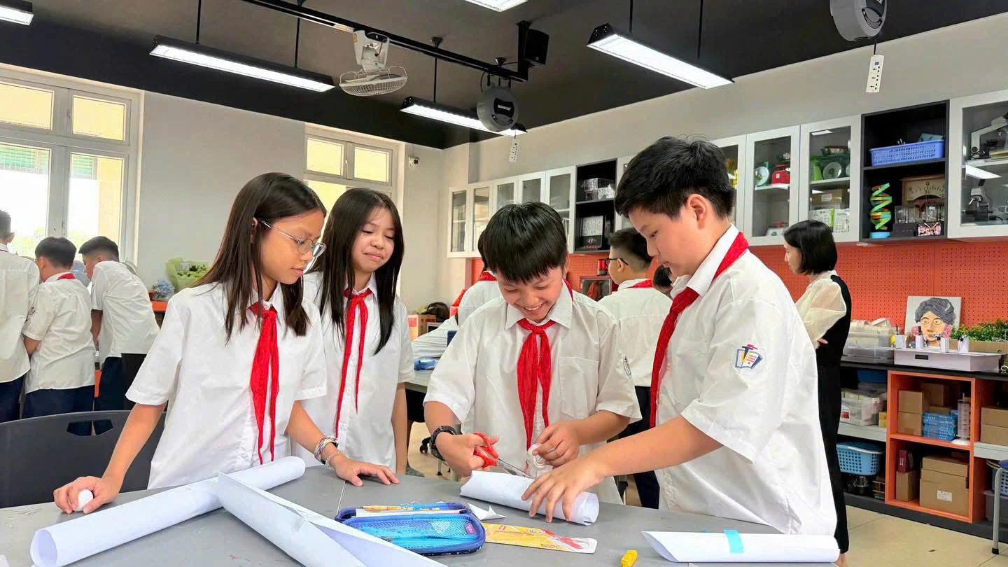 Đổi mới đánh giá học sinh: Đẩy mạnh học bạ số, chú trọng sự tiến bộ của người học